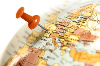 7 Tips for Choosing the Right Foundation Degree Abroad