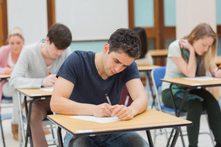 7 Key Tips for Success When Preparing for the IELTS Writing Test